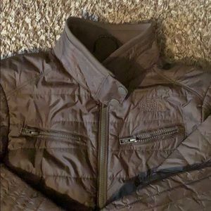 North Face Women’s light weight down jacket